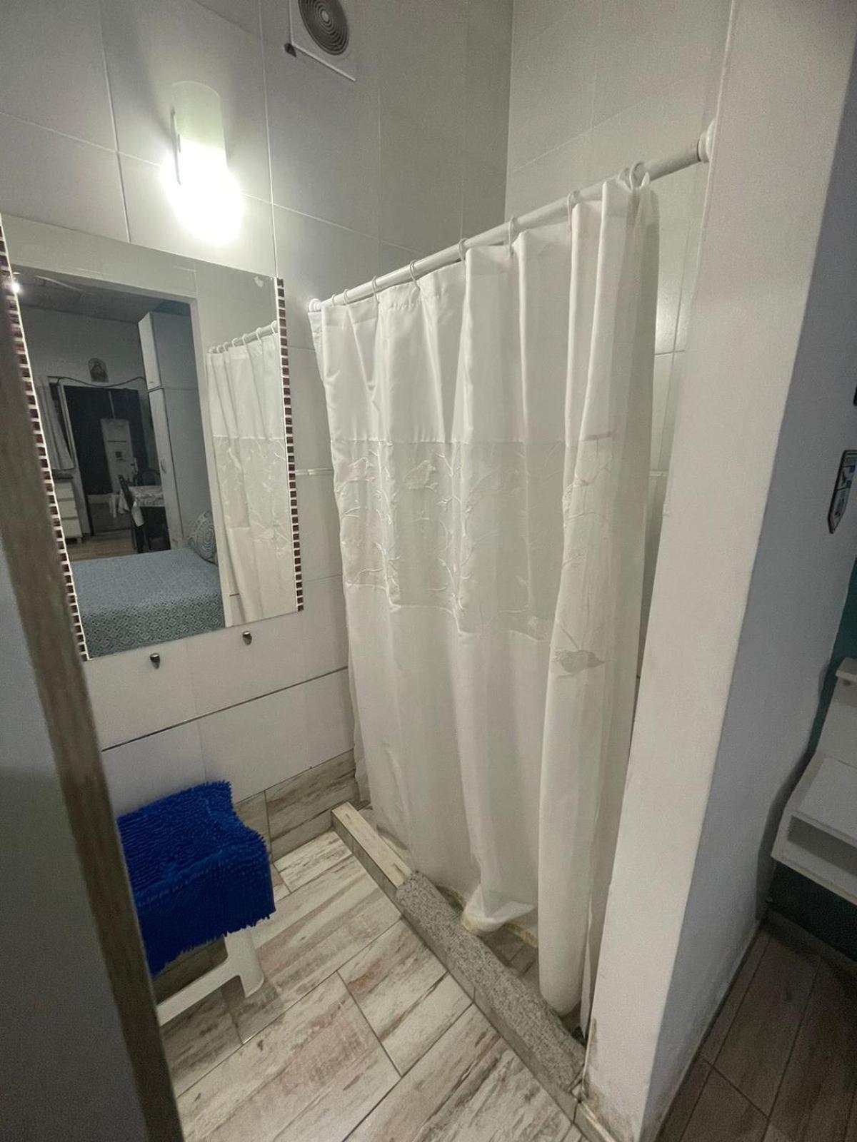 Ezeiza 1 Nuestro Lugar A 15 Minutos Del Aeropuerto Tranfer Opcional Desde Y Al Aeropuerto De Ezeiza Las 24 Horas Pet Friendly Kültér fotó