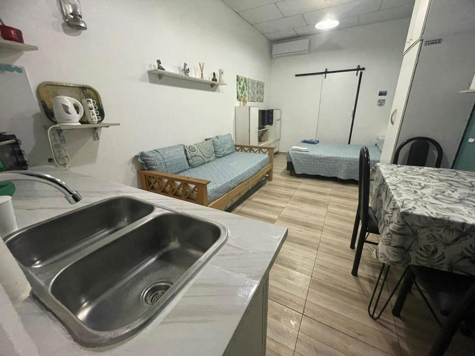 Ezeiza 1 Nuestro Lugar A 15 Minutos Del Aeropuerto Tranfer Opcional Desde Y Al Aeropuerto De Ezeiza Las 24 Horas Pet Friendly Kültér fotó